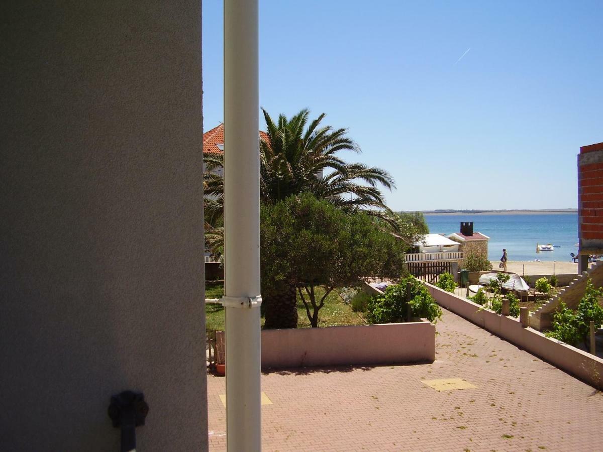 Water View Brand New Apartment, Short Stroll To Beach, Peaceful! Košljun Exteriér fotografie